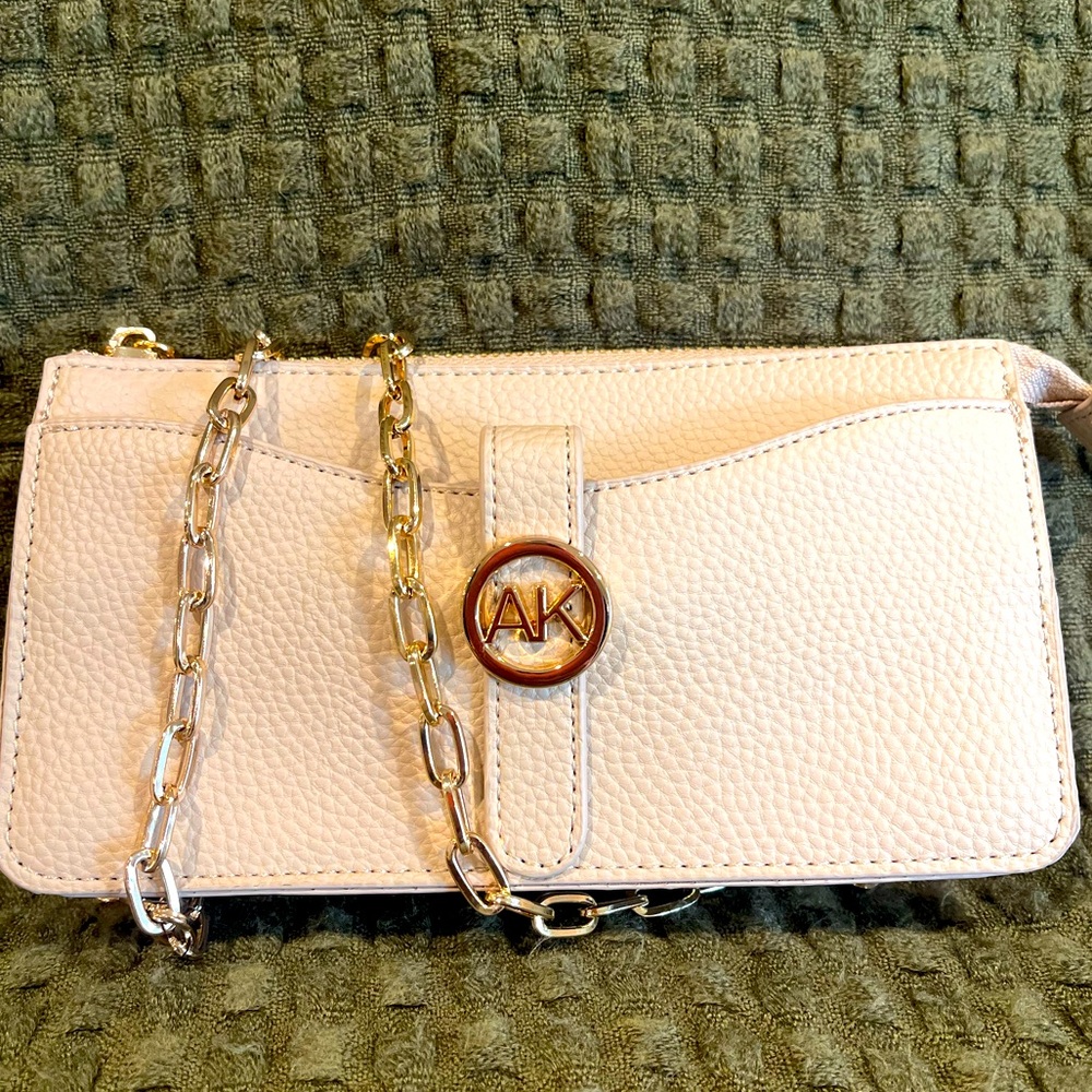 New Anne Kelin Crossbody